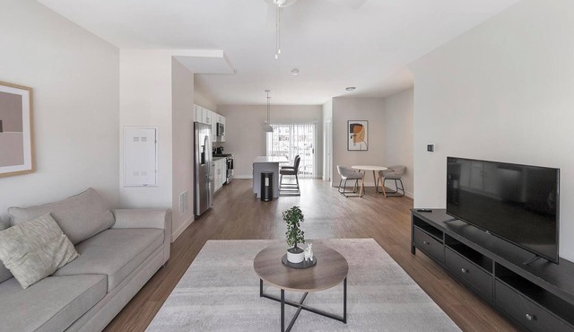 Landing | Modern 2BD, Clubhouse, Gym in Willow Springs