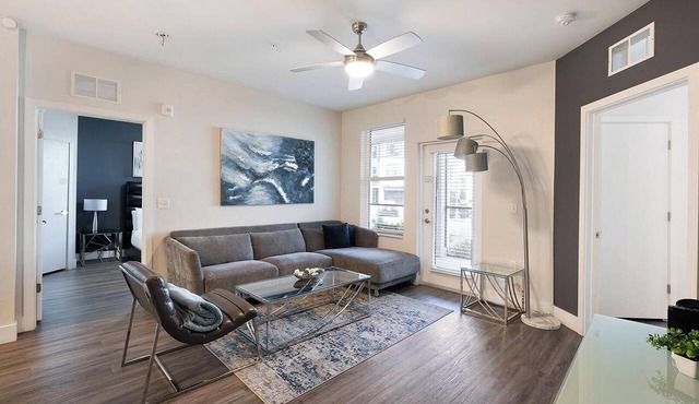 Landing | Spectacular 2BD, Pool, Gym