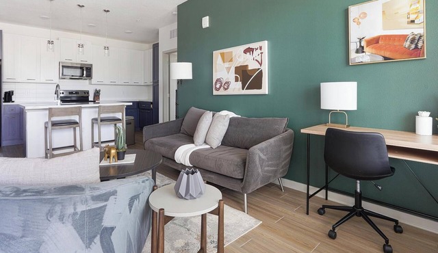 Landing | Spectacular 2BD, Gym, Clubhouse
