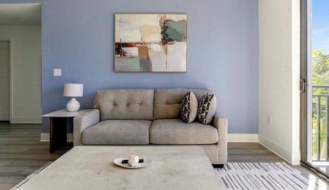 Landing | Spectacular 2BD, Rooftop Lounge