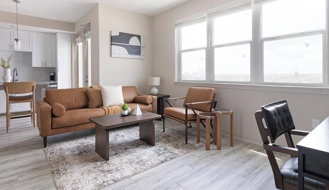 Landing | Stunning 1BD, Clubhouse, Gym