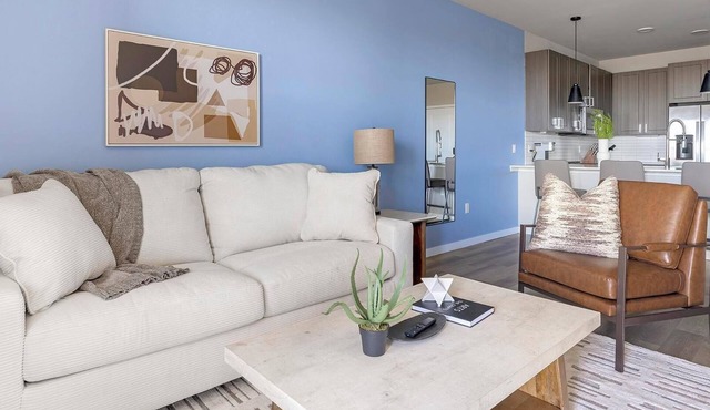 Landing | Stylish 1BD, Gym, Clubhouse