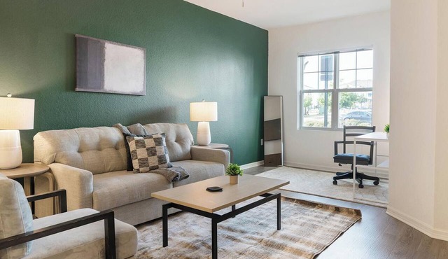 Landing | Stylish 1BD, Gym, Clubhouse