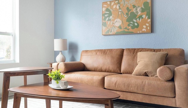 Landing | Stylish 2BD, Clubhouse, Gym