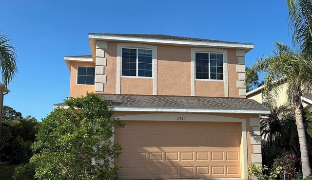 LAST MINUTE MARCH AVAILABLE! House in gated community Stoneybrook/near beaches