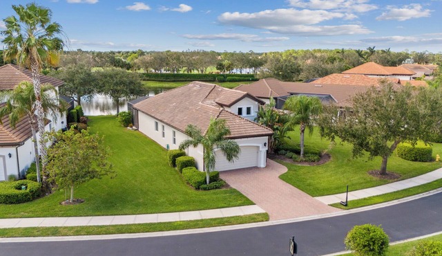 LELY Resort Gated Naples Pool Home Naples with Players Club Membership