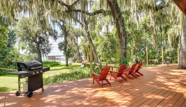 Little Lake George Hideaway w/Furnished Boathouse