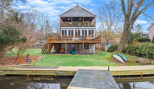 LIVE ON A BEAUTIFUL LAKE one hour from New York City NEW LISTING!