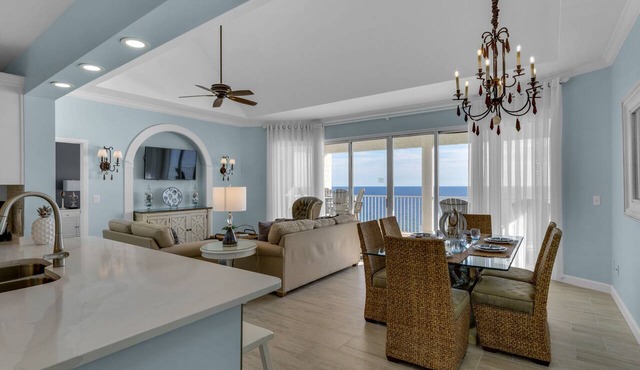 Long Beach 2 Bedroom Penthouse condo with 2 Seasonal Beach Chairs with Umbrella