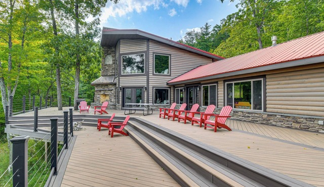 Luxe Cabin Compound 4 Mi to Cameron State Forest!
