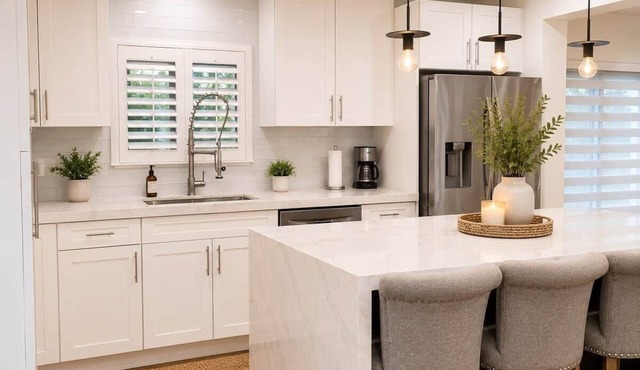 Luxe Miami Lakes Retreat Near FIFA World Cup Stadium