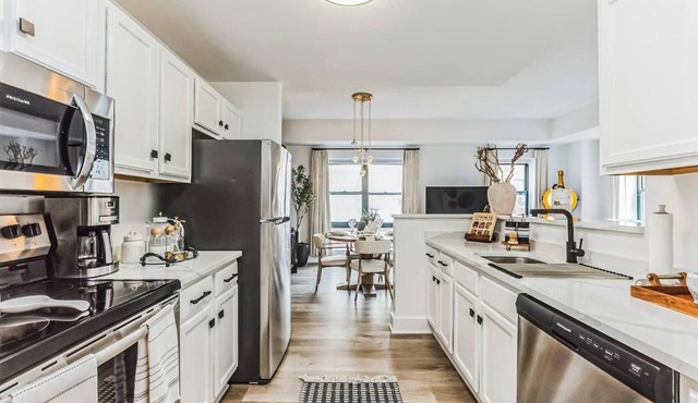 Luxurious 1BR Downtown Stamford