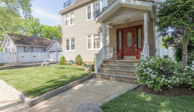 Luxury 2 Brm: A Zen Den Nestled in the Prestigious Forest Hill Area of Newark NJ