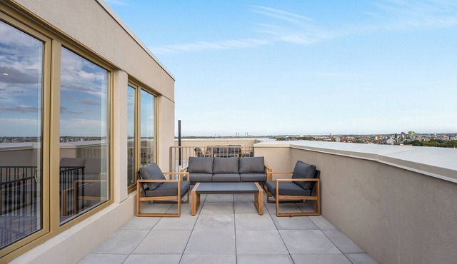 Luxury 3bed/2bath with private outdoor deck. in Brooklyn