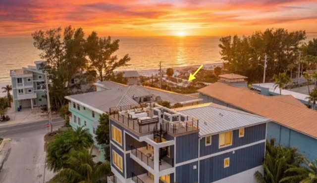 Luxury 7BR|Gulf & Bay Views +1 min Walk to Beach
