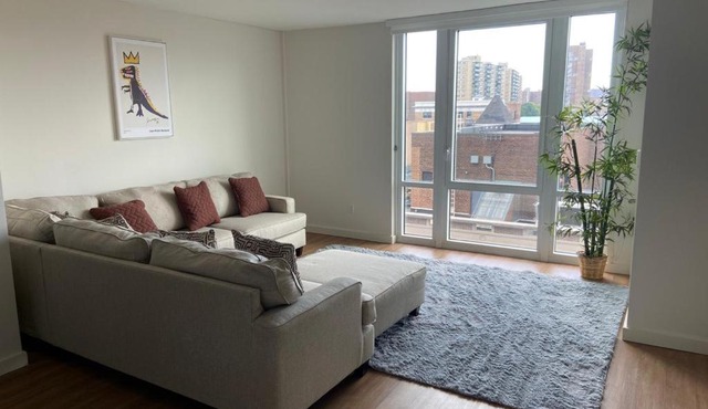 LUXURY APARTMENT IN YONKERS -10 MINS FROM NYC