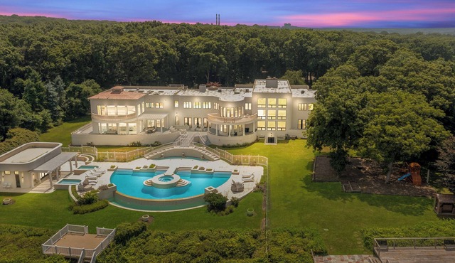 Luxury Mega Mansion