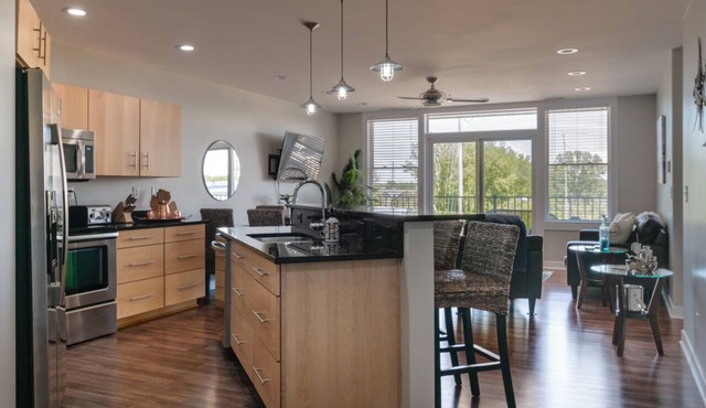 Luxury Waterfront Condo in St. Joseph