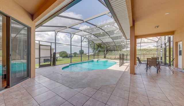 ✨MAGICAL✨'Travel the World' Villa w/private POOL!