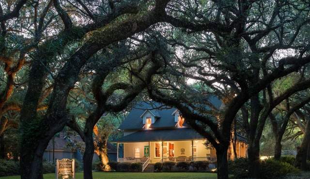 Magnolia Springs B&B
