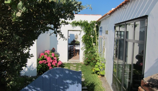 Maisonsdouces KERGANE Le Vieil, La Madeleine, 10 meters from the beach, on the Dune