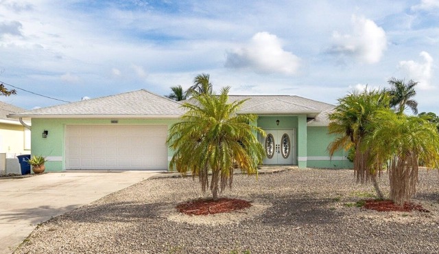 Manatee Bay Serenity ​​​​​​Beautifully appointed 3 bedroom 2 bath, waterfront pool home in St. James City, Florida!