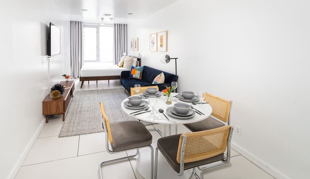 Manhattan loft Studio located Midtown NYC! #303
