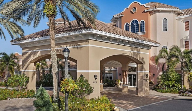 Marriott's Grande Vista: 2-bedroom resort in Orlando near Disney and Universal