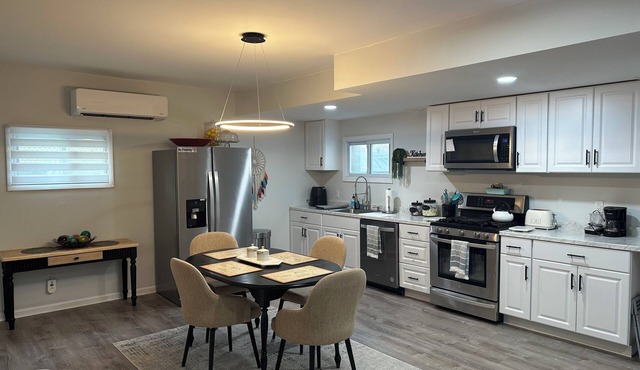 Modern beach apartment 1.0 mile to the beach.