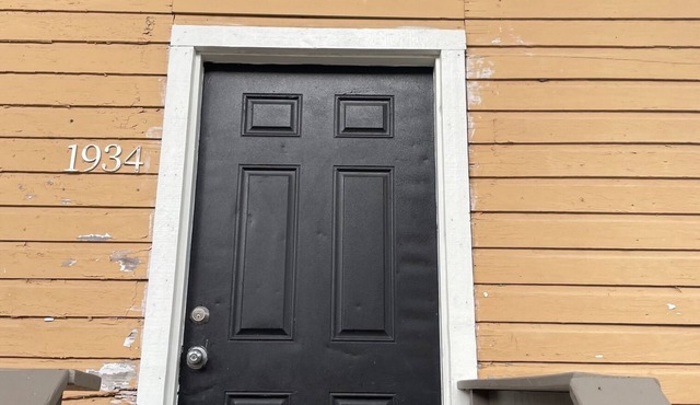 Modern comfort meets Historic charm - 1 bedroom independent apartment