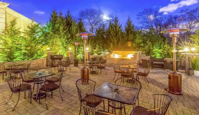 Modern Hotel Near Eagle Rock Reservation – Perfect Stays