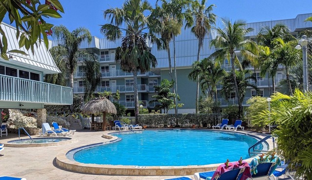 Moondance (Weekly) 2 bedroom 2 bath with shared pool