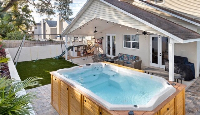 Multi Family, Close to Beaches, Great Back Yard FL#DWE6218061, Cert#STR26-00409