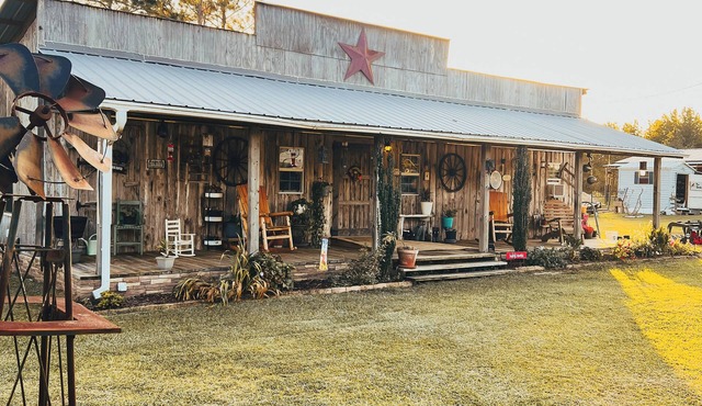 Nana + Papa's Place: Rustic Pondside Cabin