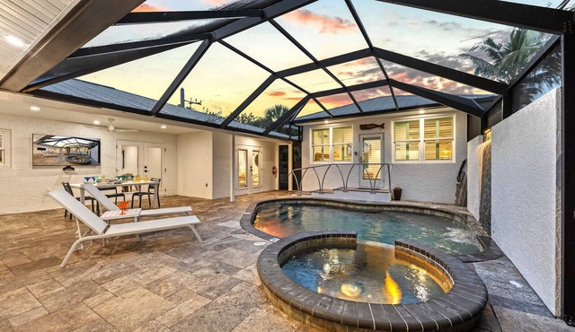 NEW! Brisas Del Mar | Private Pool with Spa, Guest House, Near Siesta Key Beach