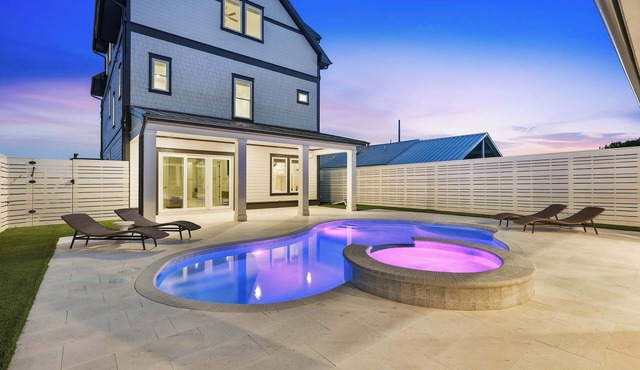 NEW Laguna Serenity | 7BR Gulf Front | Pool | LSV/Bikes