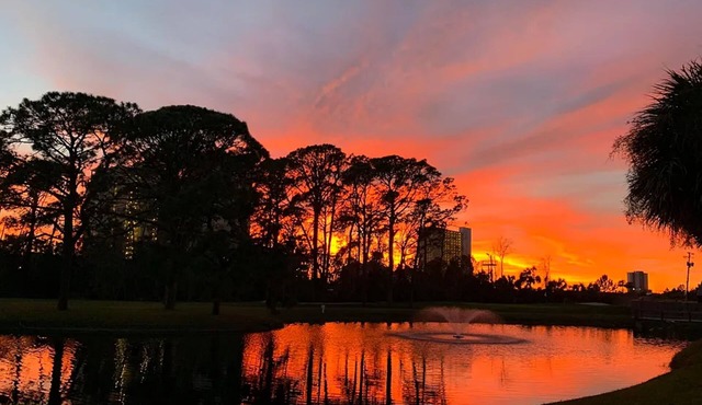 Newly Furnished, First Time on Rental Market. 2 Bedroom Golf Villa in Edgewater.