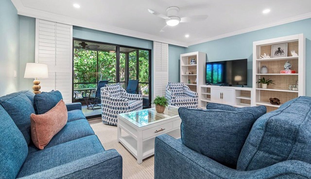 Newly Renovated Beach Front 2 bed, 2 bath at Sanibel Moorings #111
