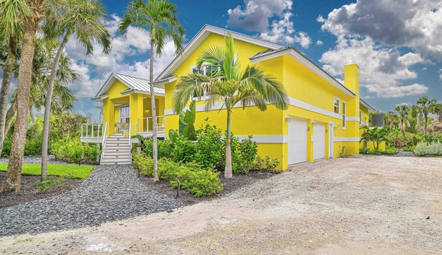 Newly renovated beautiful Sanibel Island 5 bed/7 bath near beach home w/pool.