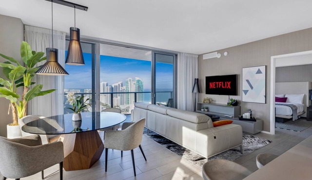 NO RESORT & PARKING FEE, CHECK DETAILS, A World of Beauty: Stylish Apartment
