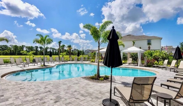 Nokomis Escape! Close to Beach, Relaxation & Eats