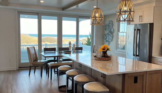 Ocean Front Getaway: Walk out to the beach!