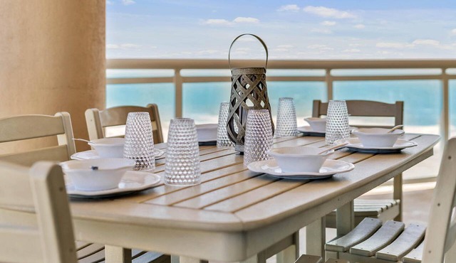 Ocean Vistas 904 - Great Ocean Views - Luxury 3BR/3BA condo Huge Balcony!
