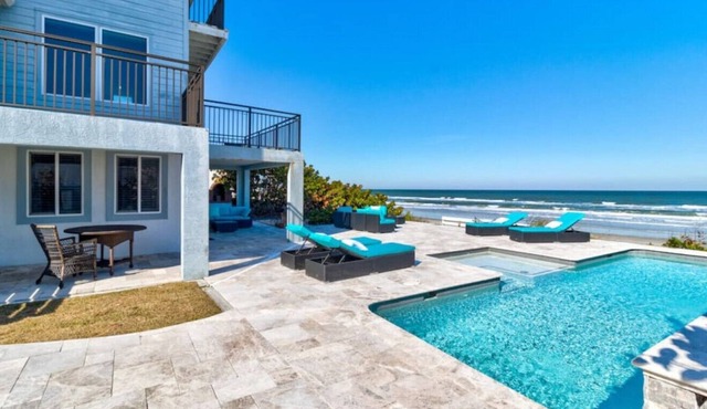 Oceanfront Pool House 7 Bedrooms 7 Bath 2 Kitchens
