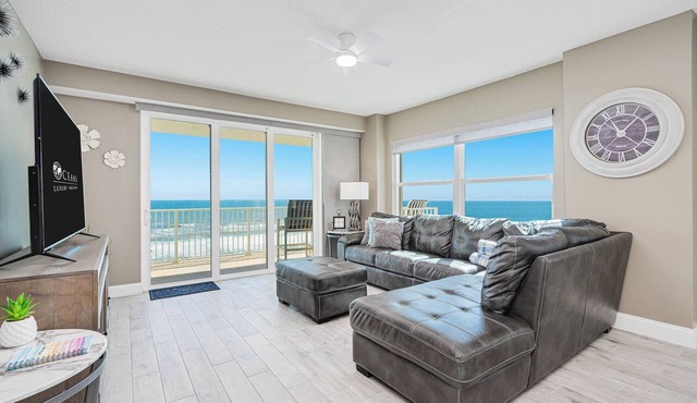 Oceanfront, Corner View - Aruba #606
