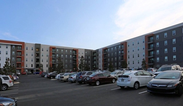 Only 725 a month, shared housing, everything included, month to month.