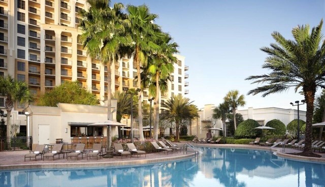 Orlando | City Escape | Resort Pool & Theme Parks Nearby