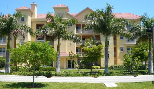Paradise Found Luxury Condo You'll Want to Come Back to!