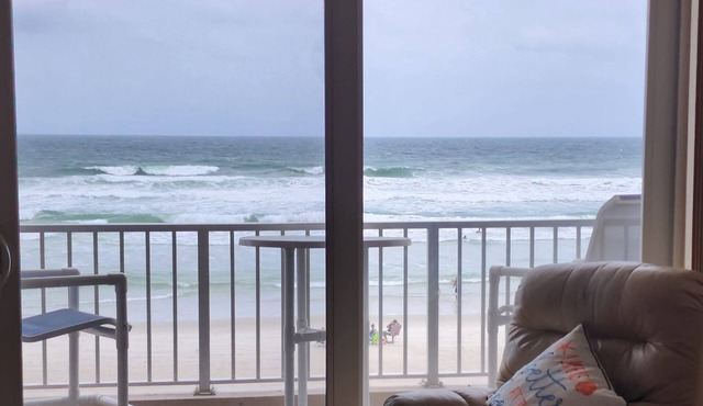 Paradise in the Hidden Gem Ponce Inlet, professionally, beautifully decorated,