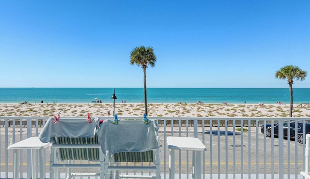Pass a grille Gulf Way Beachfront 13